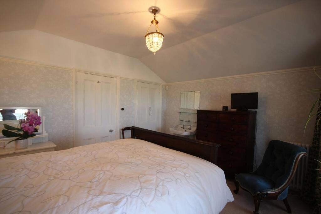 Downsview Villa Kingsdown  Dış mekan fotoğraf