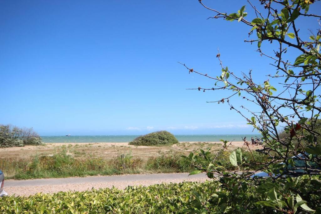 Downsview Villa Kingsdown  Dış mekan fotoğraf