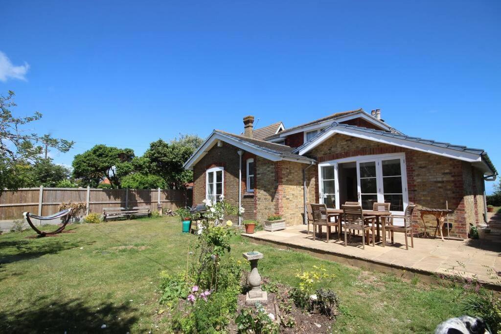 Downsview Villa Kingsdown  Dış mekan fotoğraf