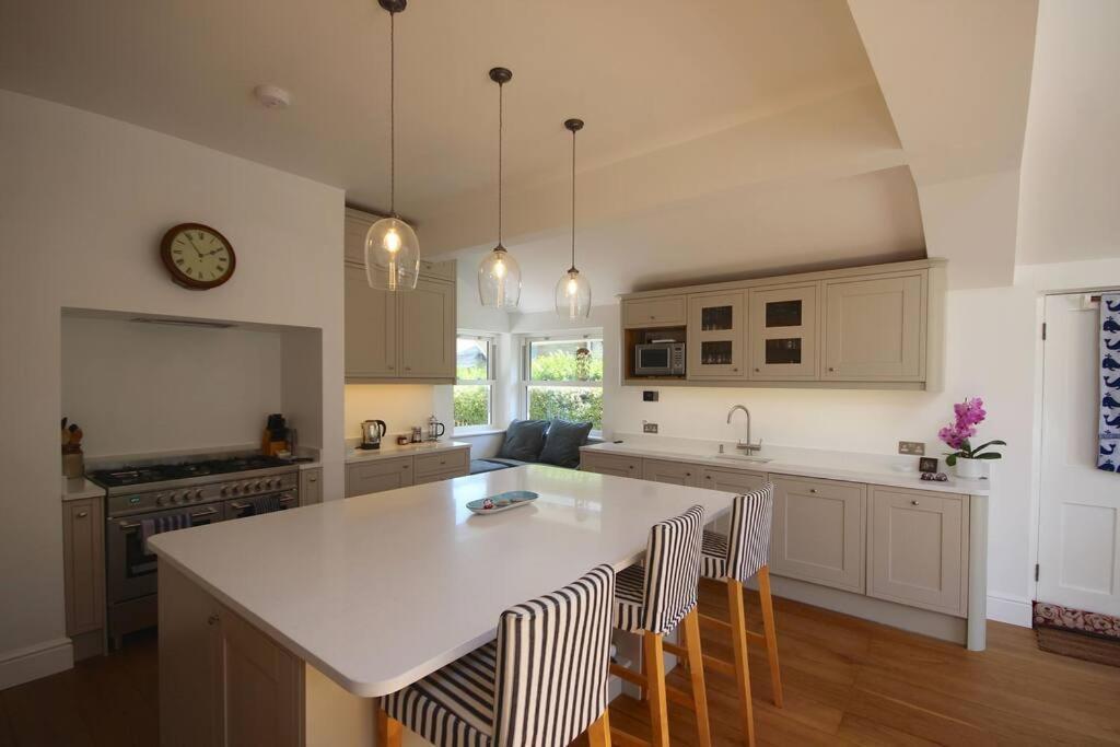 Downsview Villa Kingsdown  Dış mekan fotoğraf