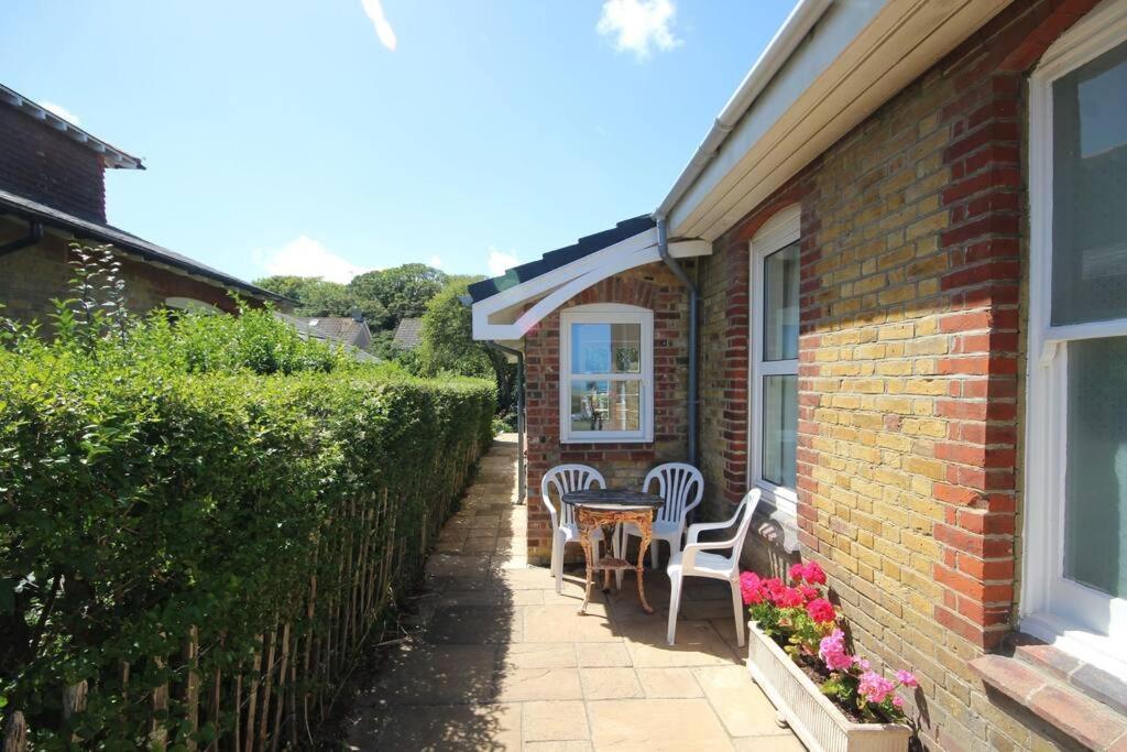 Downsview Villa Kingsdown  Dış mekan fotoğraf