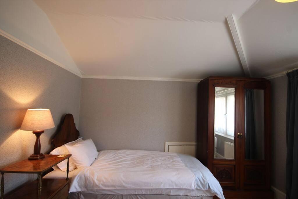 Downsview Villa Kingsdown  Dış mekan fotoğraf